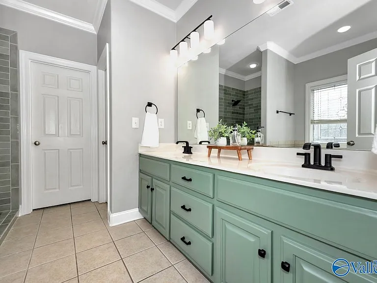 108 Blackwood Dr — Photo 34