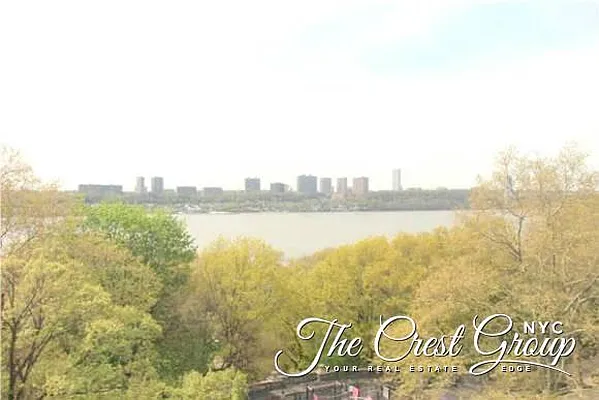 Sold by The Crest Group | media 1