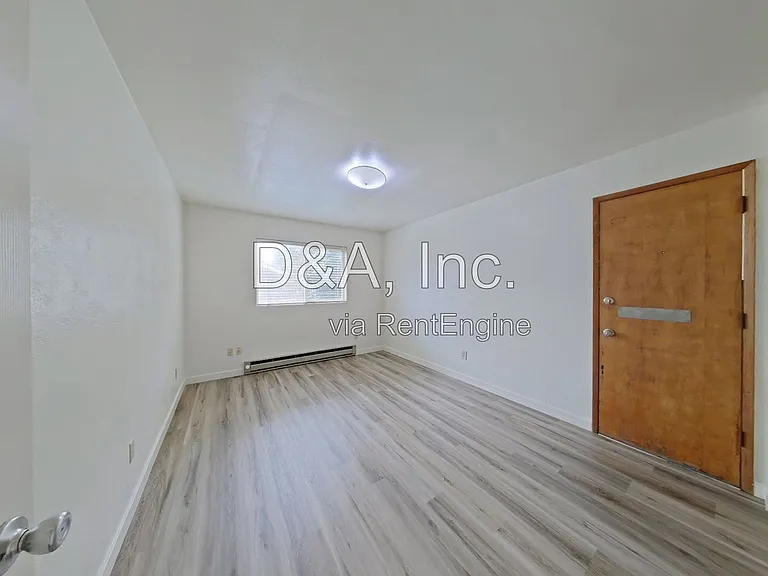 1110 NW Fillmore Ave — Photo 8