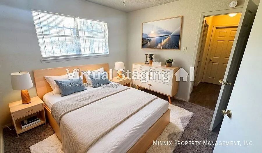 2217 26th St. #B — Photo 2