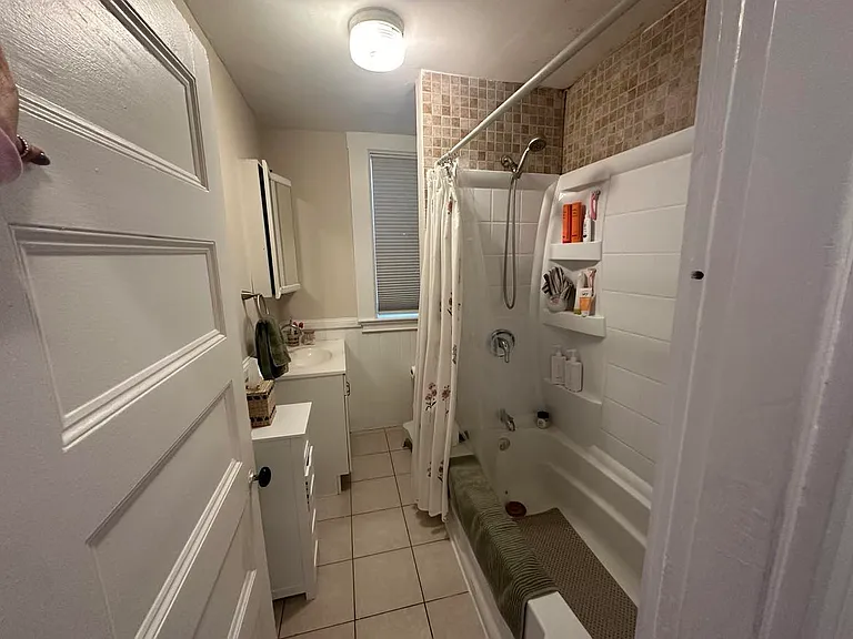 66 Romsey St #2 — Photo 8