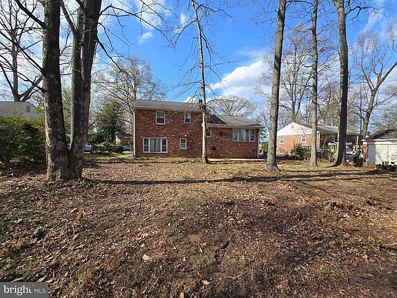 5th image of 10311 Cleveland St