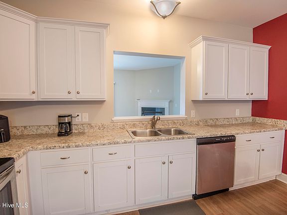 4th image of 2320 Chavis Drive #B