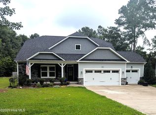 409 Mountain Run Rd, West End, NC 27376