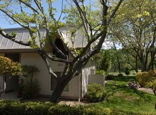 2856 Tice Creek Dr APT 4, Walnut Creek, CA 94595