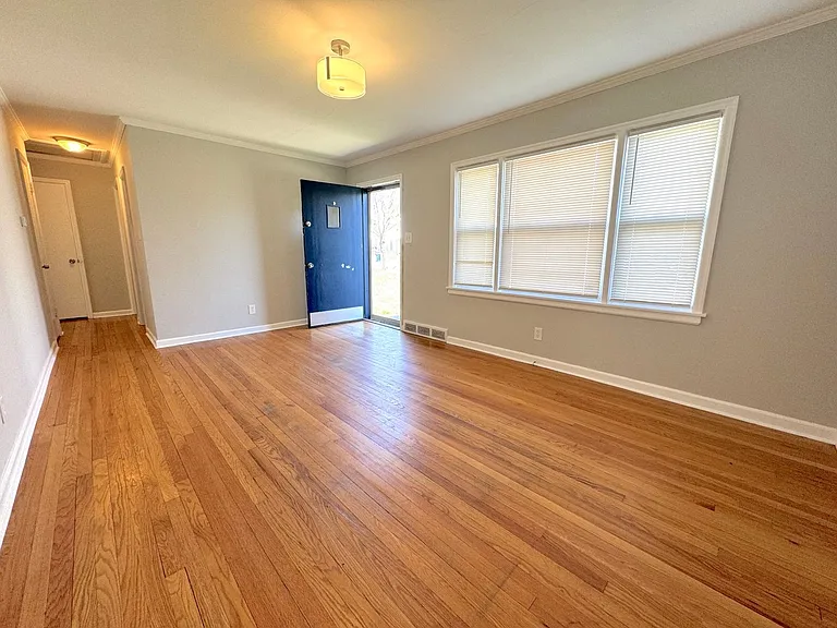 6024 Tracy Ave — Photo 4