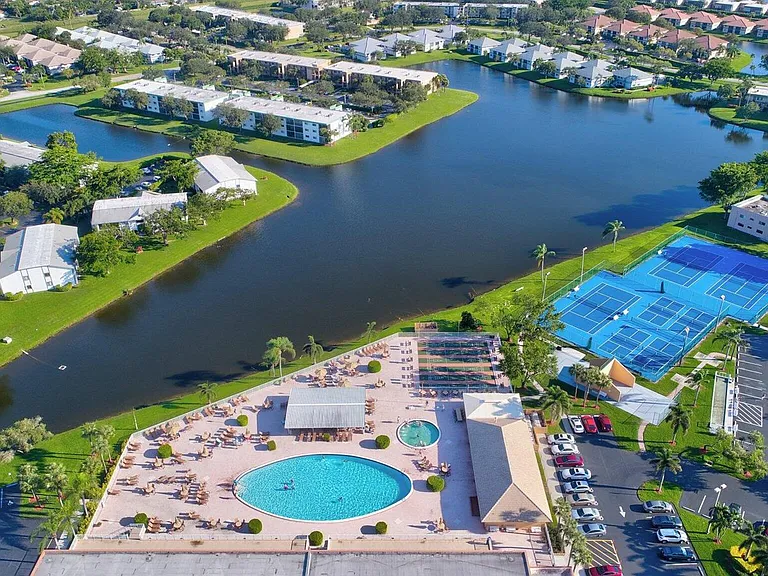 15234 Lakes Of Delray Blvd #276 — Photo 27