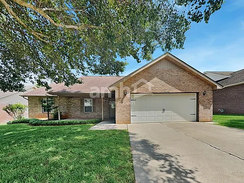 2322 Sir Edward Ln Photo 1