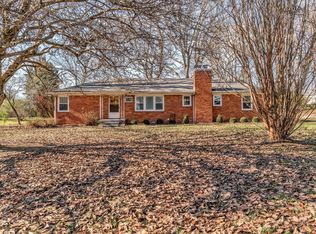 510 N Russell St, Portland, TN 37148