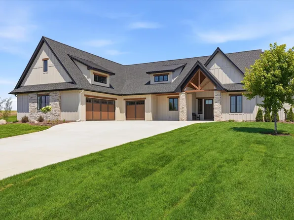 7982 Eldorado Rd, Prior Lake, MN 55372