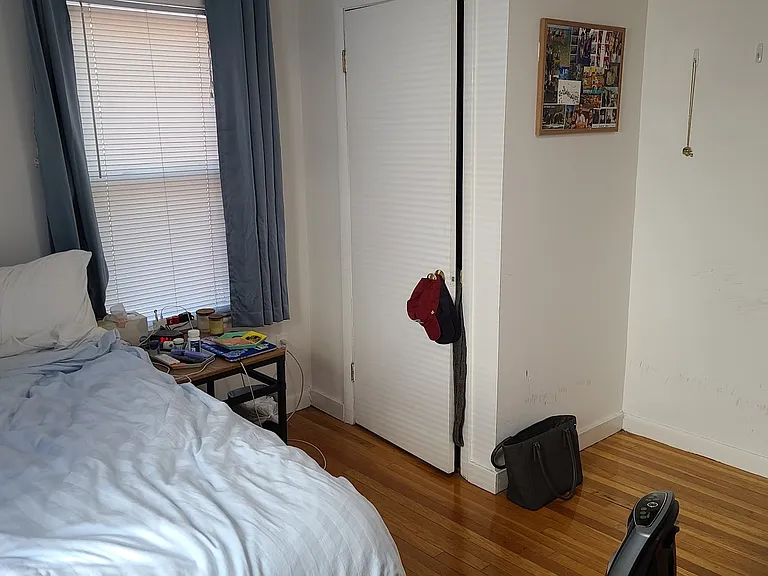 17 Hunting St #2 — Photo 9