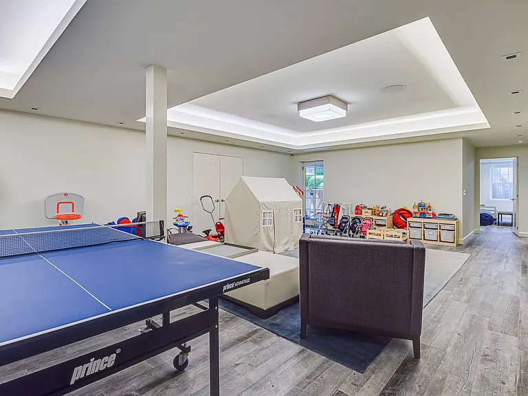 17 Fair Hills Ln — Photo 32
