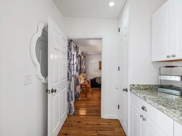325 Greymon Dr — Photo 50