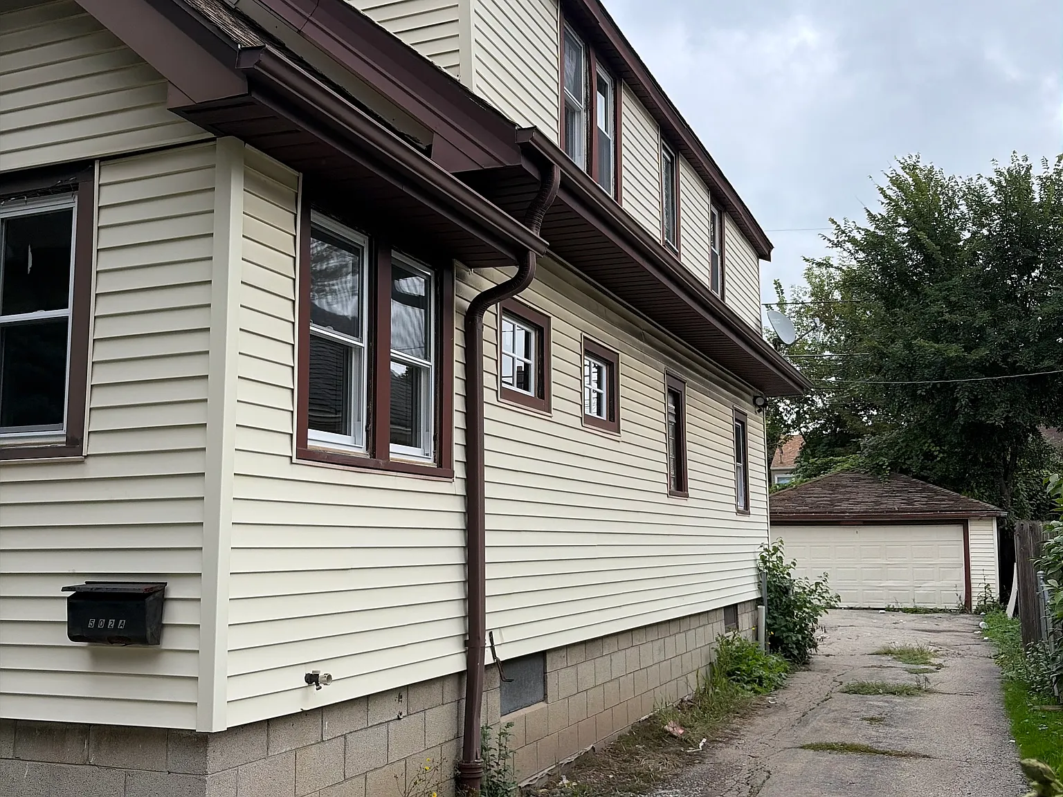 2 bed, 900 sqft, $1,500 — Photo 2