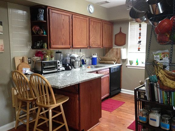 5th image of 2107 N Taft St APT 16
