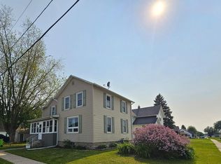 24 Zimmerman St, Waupun, WI 53963