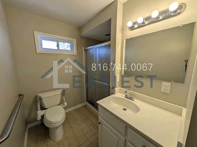 709 SE Green St — Photo 12