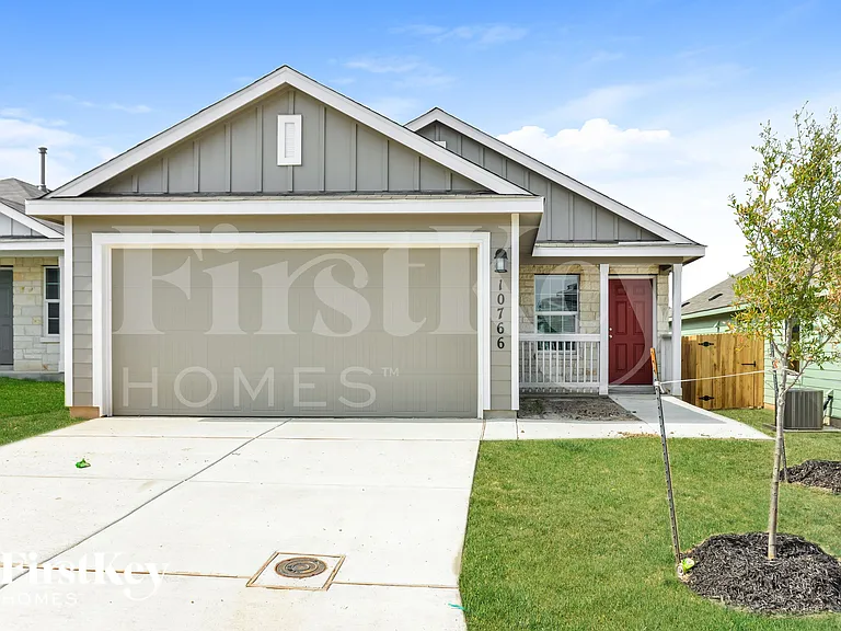 10766 Prusiner Dr — Photo 1