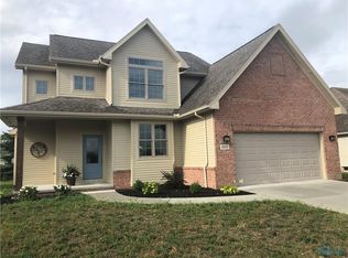 1302 Dakota Ct, Bowling Green, OH 43402
