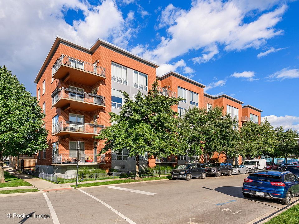 1st image of 1825 N Winnebago Ave APT 402