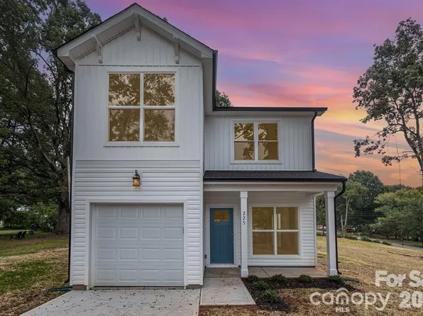 225 Butterfield Cir, Statesville, NC 28625