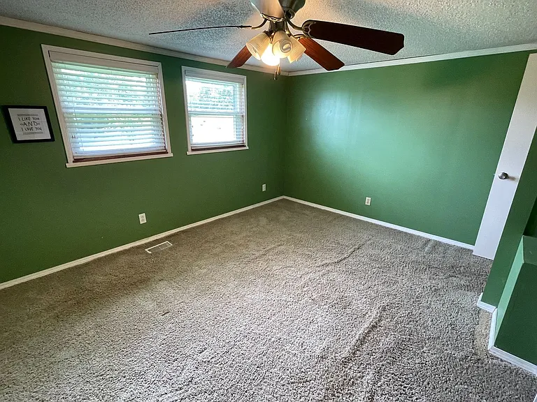 472595 Highway 100 — Photo 34