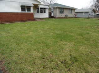 321 N Prairie St, Creston, IL 60113