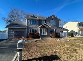 202 Charter Oaks Ave, Brentwood, NY 11717
