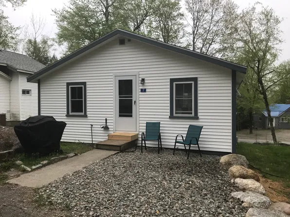 7 Hilltop Rd, Holden, ME 04429