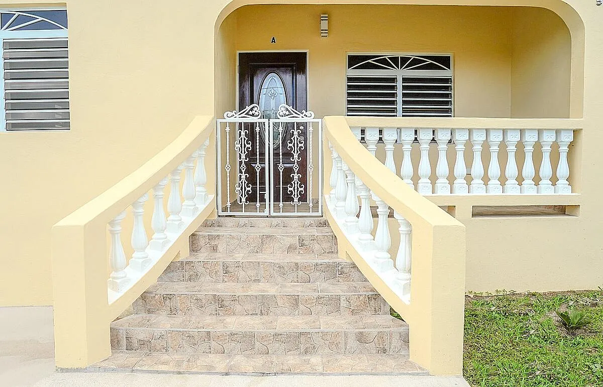 2 bed, $2,300 — Photo 4