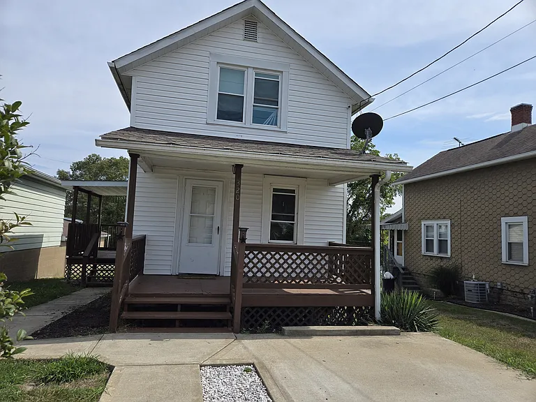 320 Main St — Photo 19