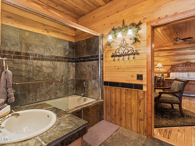 1613 Black Canyon Rd — Photo 28