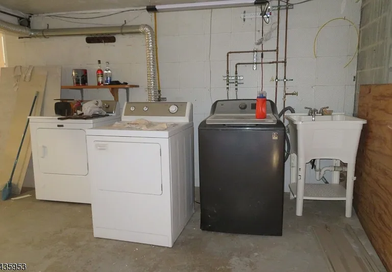 25 Storms Ave #B — Photo 35