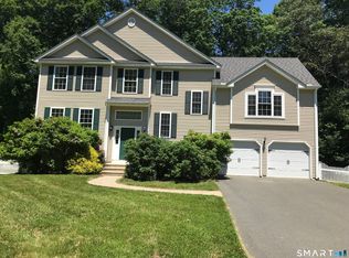 25 Meg Way, Windsor Locks, CT 06096