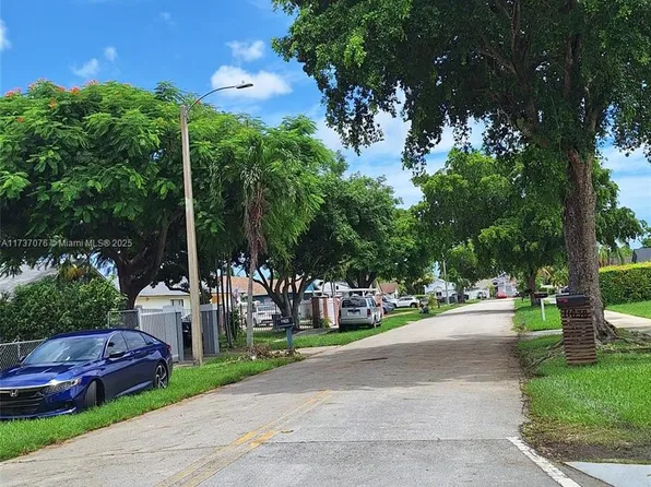 11625 SW 170th St, Miami, FL 33157