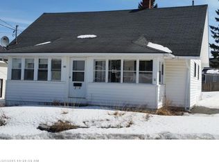 130 12th Ave, Madawaska, ME 04756