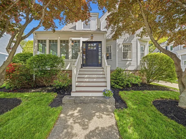 55 Hobart Ave, Braintree, MA 02184