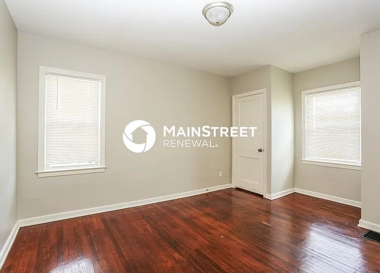 731 S Highland Ave — Photo 11