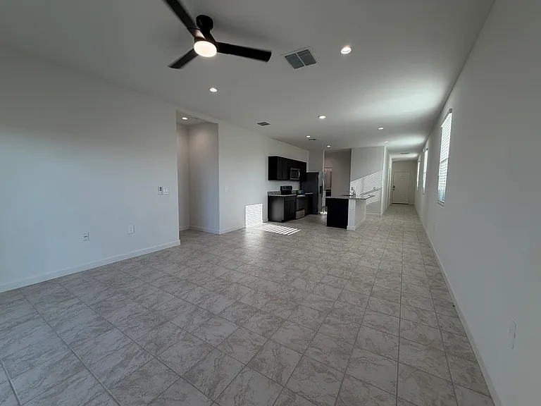 2702 W Shepperd Ave — Photo 12