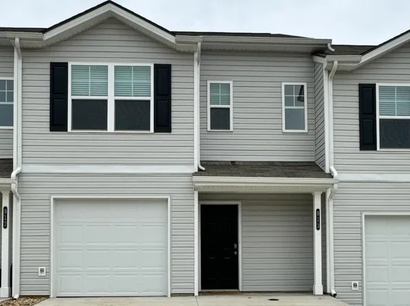 913 Lola Ln, Kingsport, TN 37664