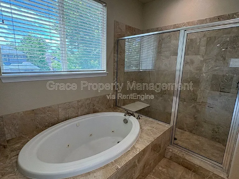 1730 S Poplar St — Photo 16