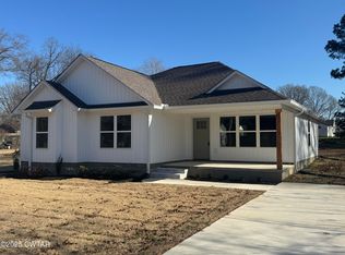 470 Hill Ave, Henderson, TN 38340