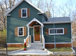 8 Maple St, Westford, MA 01886