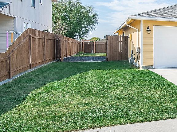 4th image of 8312 Quatsino Dr