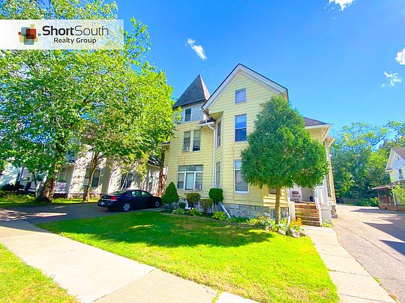 2nd image of 217 W Vine St APT 2