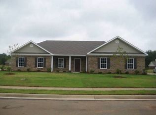 109 Creekwood Dr, Hazel Green, AL 35750