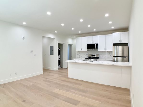 1601 Beach St #105