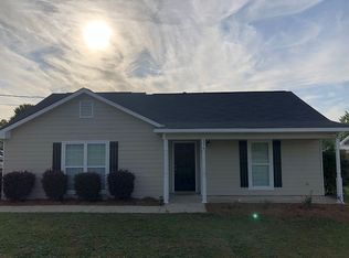 596 Mimosa Rd, Phenix City, AL 36870