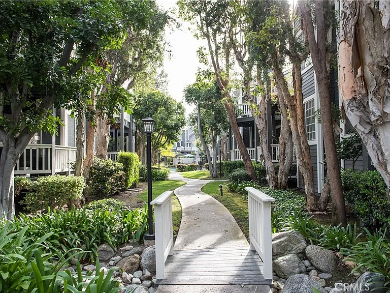 2330 Vanguard Way #A103 — Photo 40