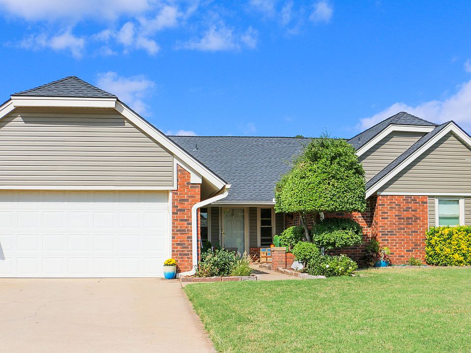1st image of 10313 Leicester Dr